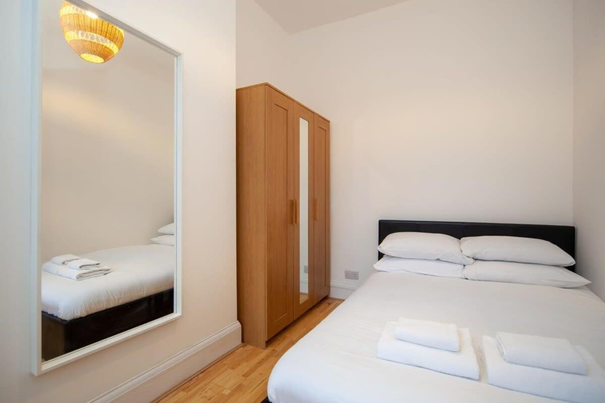 Lovely 2 Bedroom Apartment In Tooting Londýn Exteriér fotografie